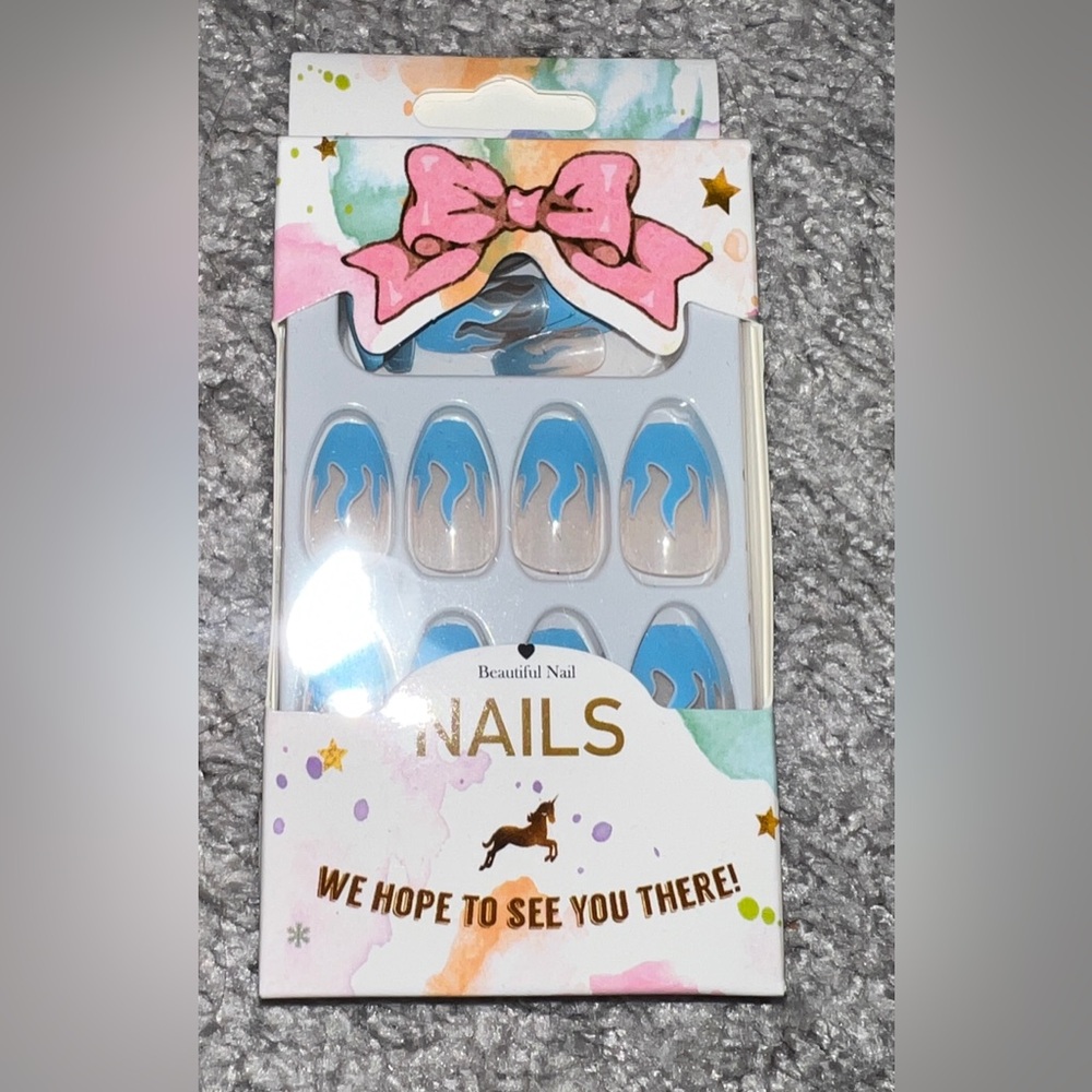 Blue Flame Press on Nails